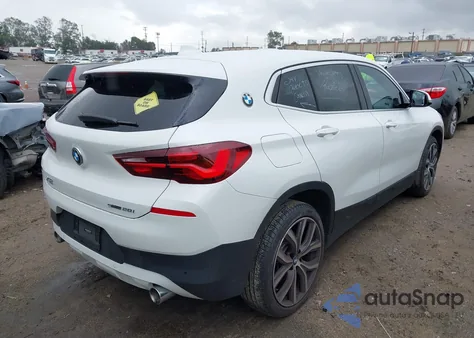 2022 BMW X2 Sdrive28I z USA, uszkodzony, nr VIN WBXYH9C09N5T76818